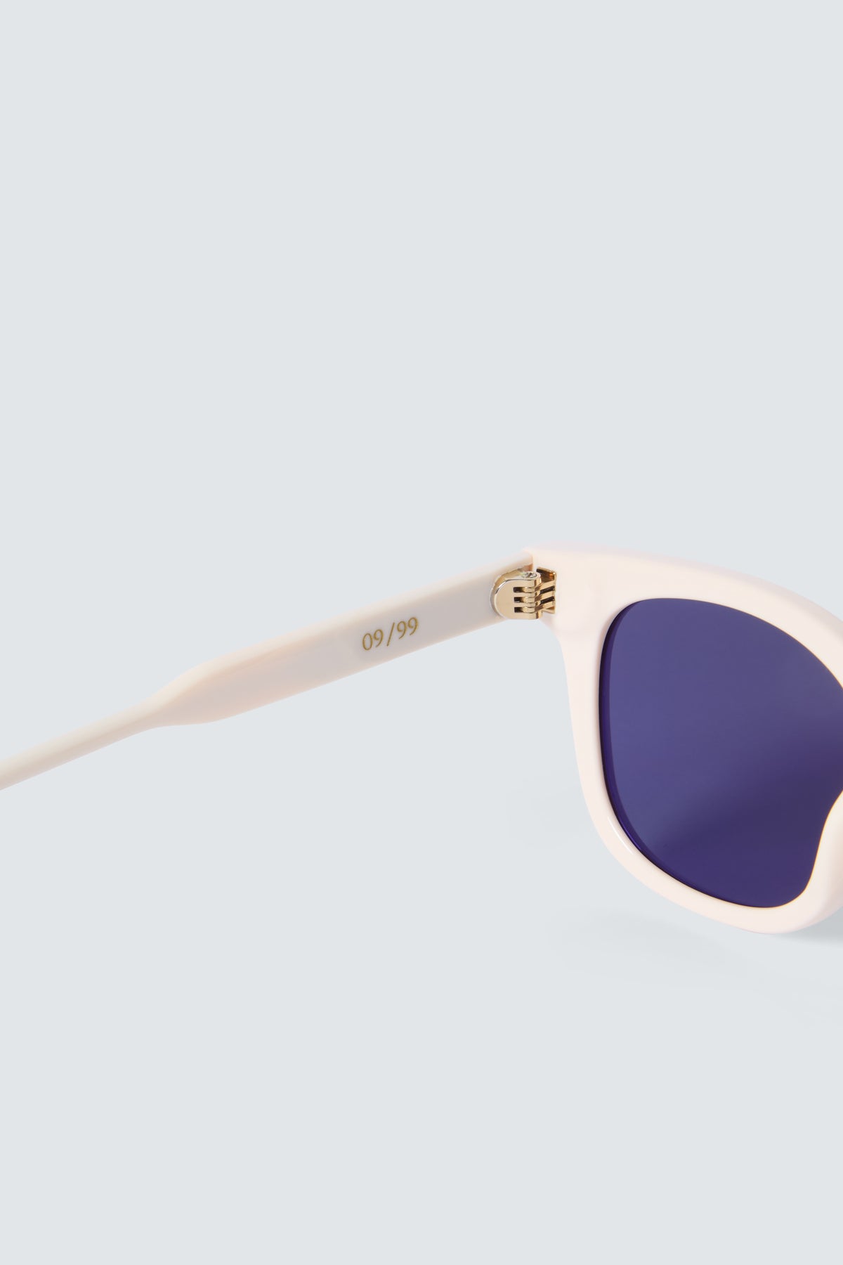 Via Montenapoleone 07 Sunglasses in Ivory and Gold by Maison Kargani