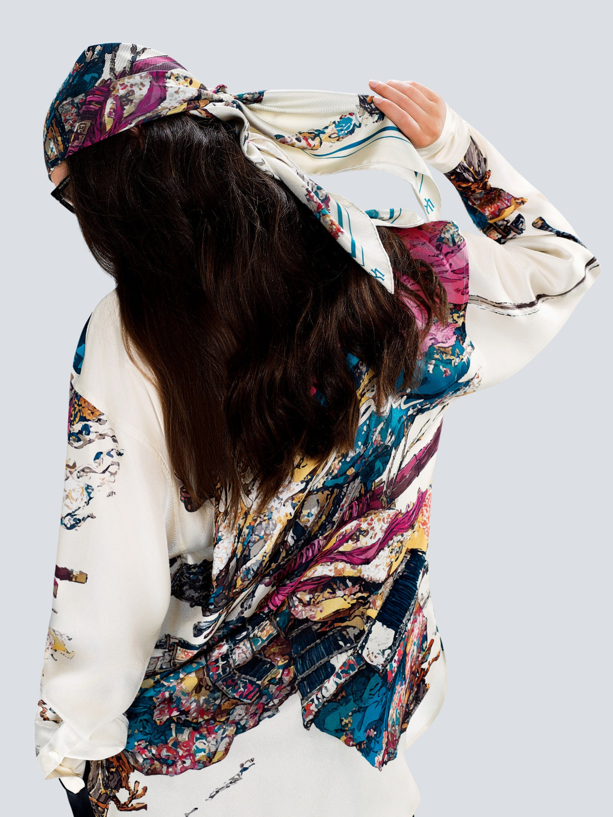 Budo 3 Signature Silk Scarf 90 × 90 cm tied in the hair, back view, styled by Maison Kargani